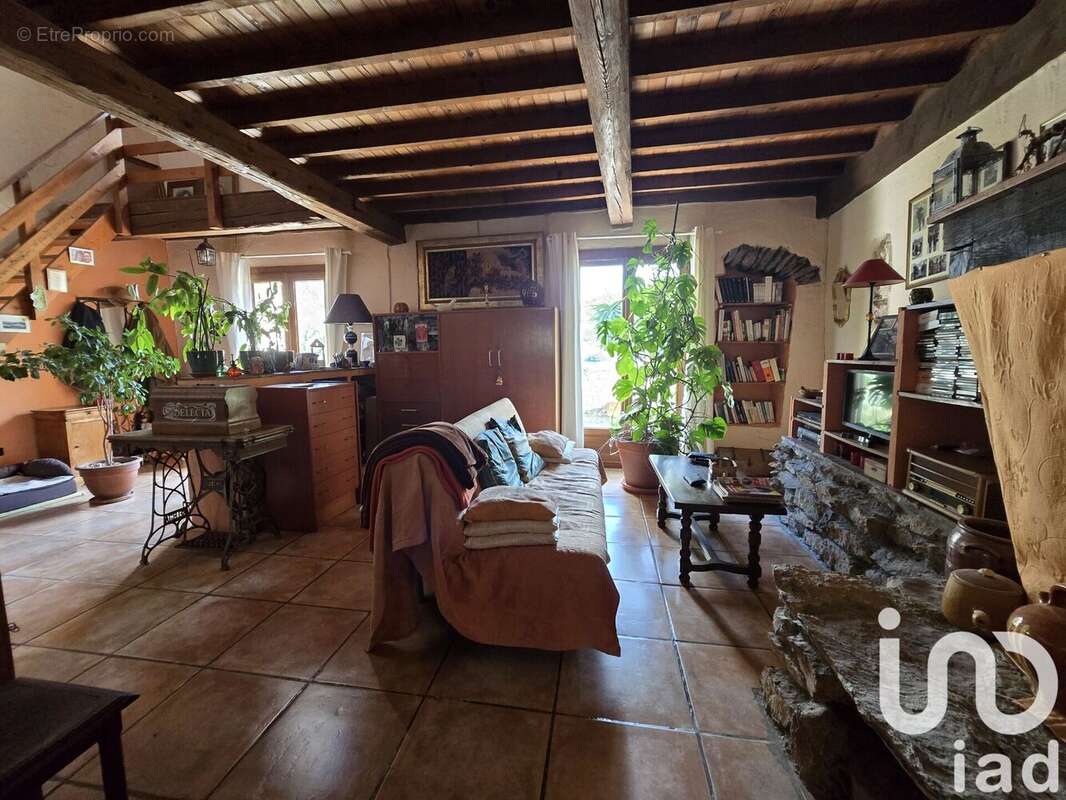 Maison 115 m² à Villeneuve-Les-Corbieres  - photo 6