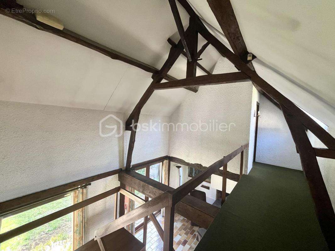 Maison à LA SAUSSAYE