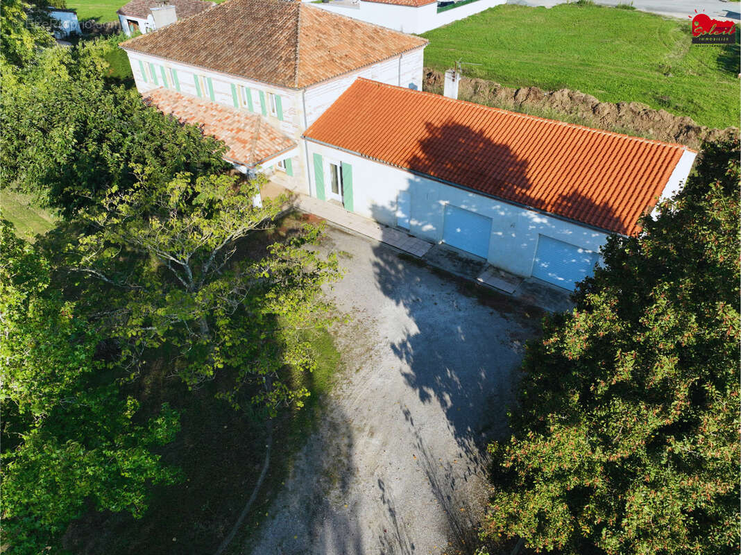 Maison à SAINTE-LIVRADE-SUR-LOT