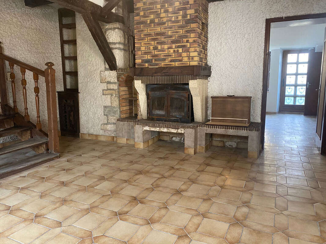 Maison 216m² à étuz - photo 6