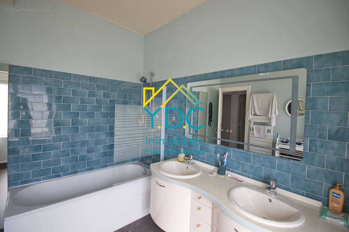 Maison 190 m² à Totes  - photo 6