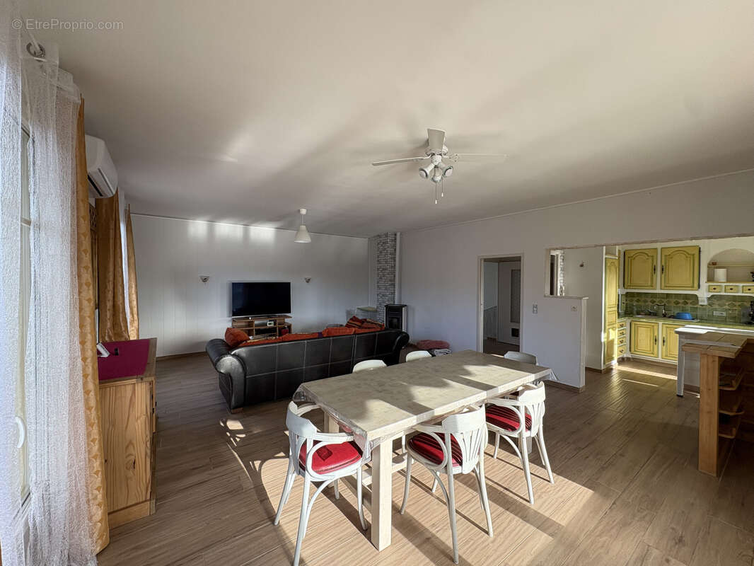 Maison à SAINT-AMBROIX