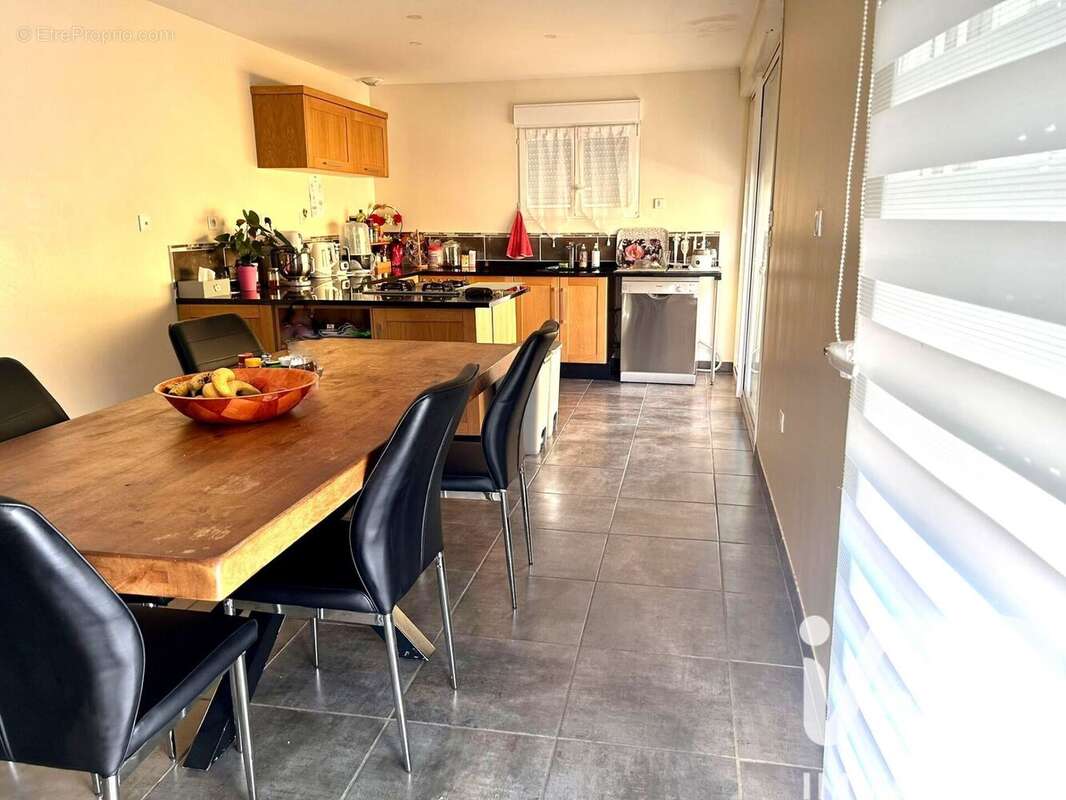 Photo 6 - Maison à MONTCEAU-LES-MINES