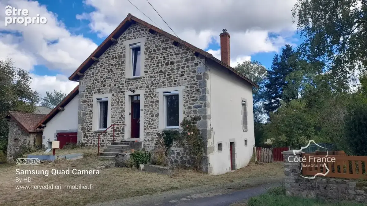Photo Maison à Giat au prix de 119 000€