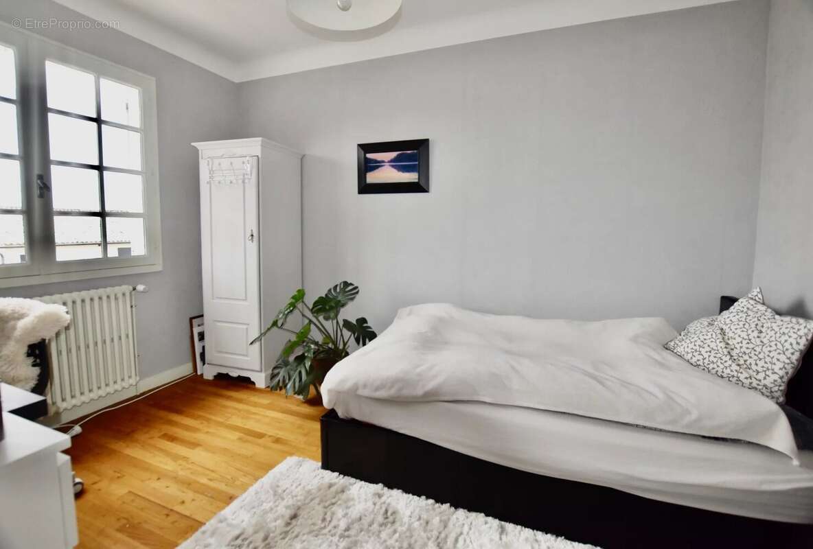 Superbe maison de village de 4/5 chambres avec 2 gîtes et une fabuleuse piscine - photo 9