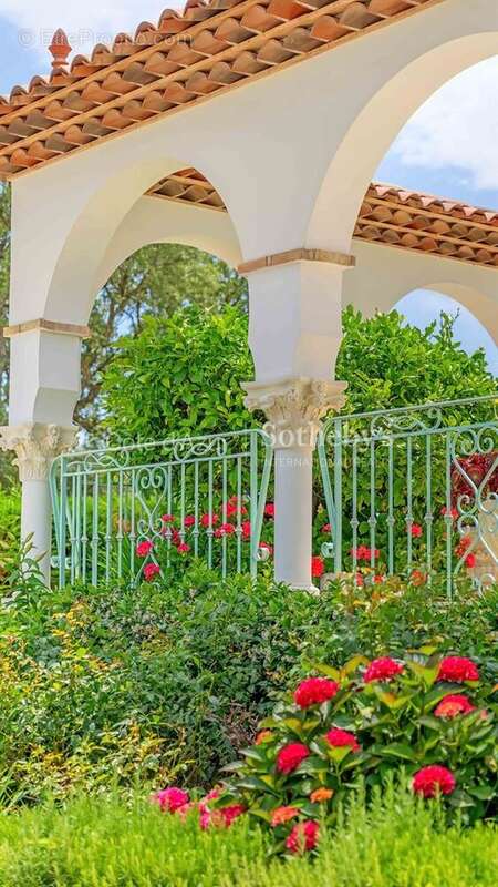 Saint-Aygulf villa hacienda avec vue mer panoramique et piscine - photo 20