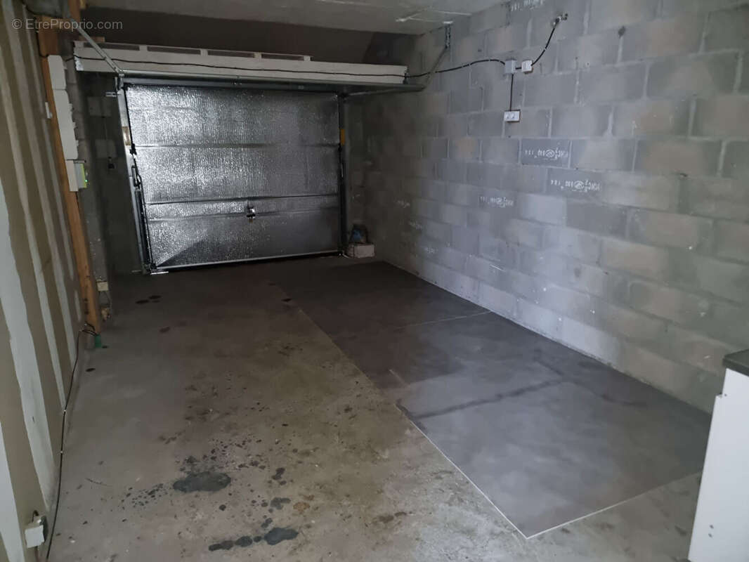 Maison à VARENNES-VAUZELLES