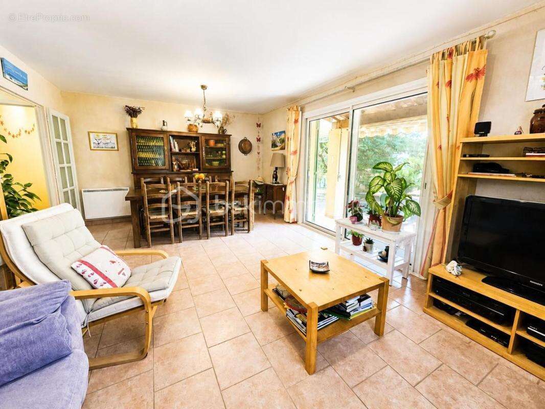 Maison de plain-pied - 1500 m2 de terrain - photo 4