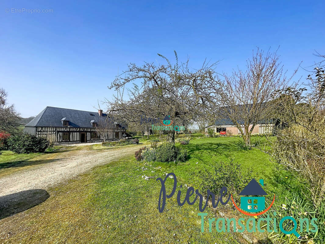 Maison à VILLEQUIER