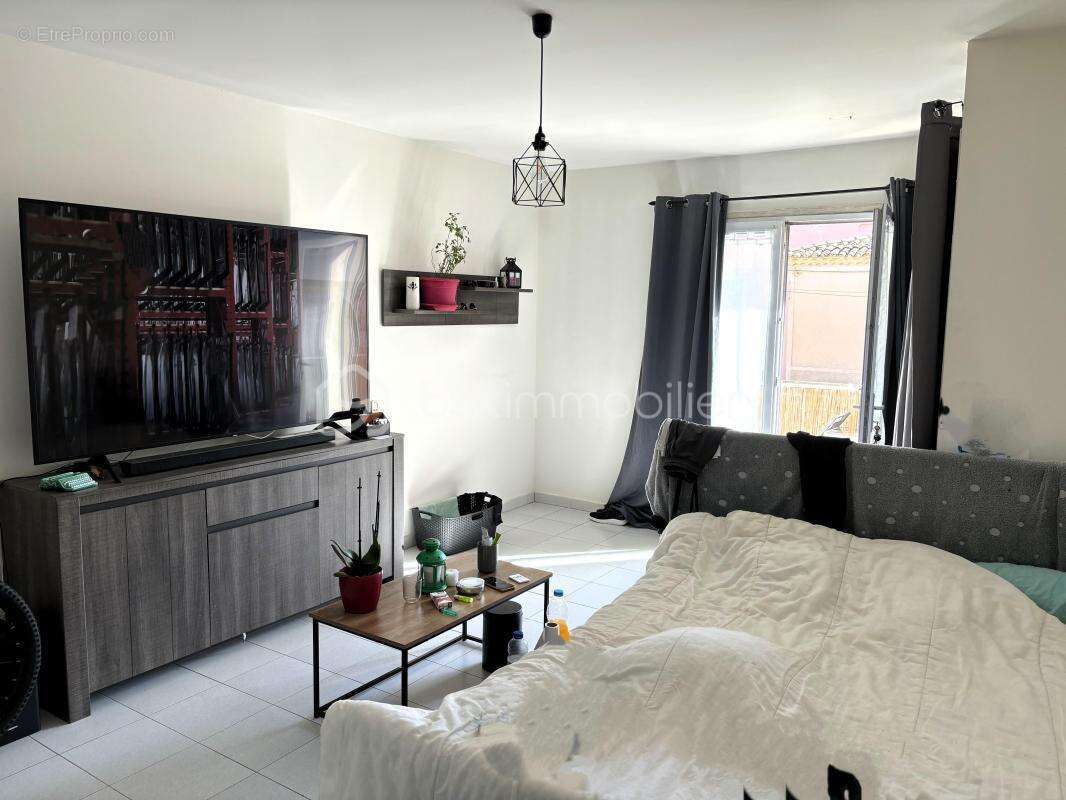 Appartement à FLORENSAC