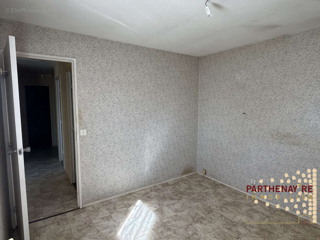 Maison à PARTHENAY