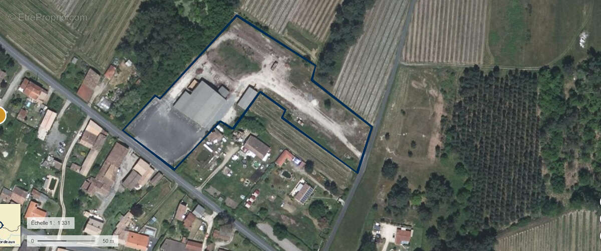 Parking à REIGNAC