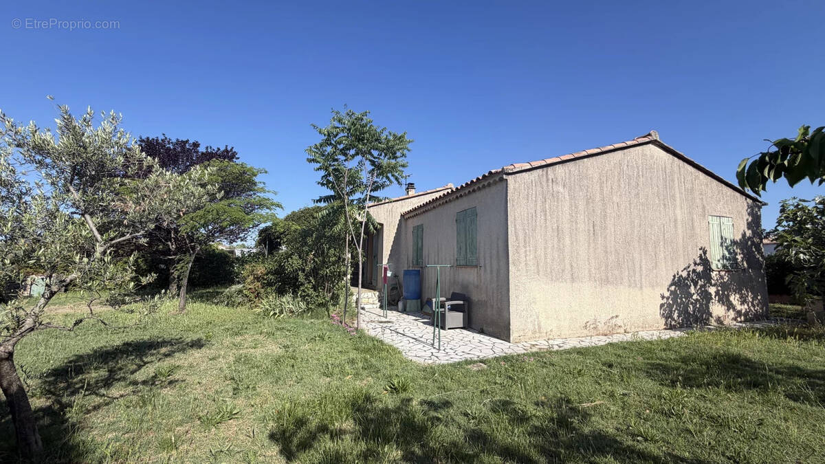 Maison à POURRIERES