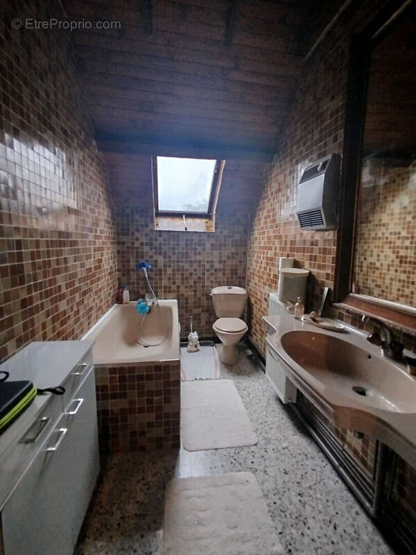 Maison à DRACY-SAINT-LOUP