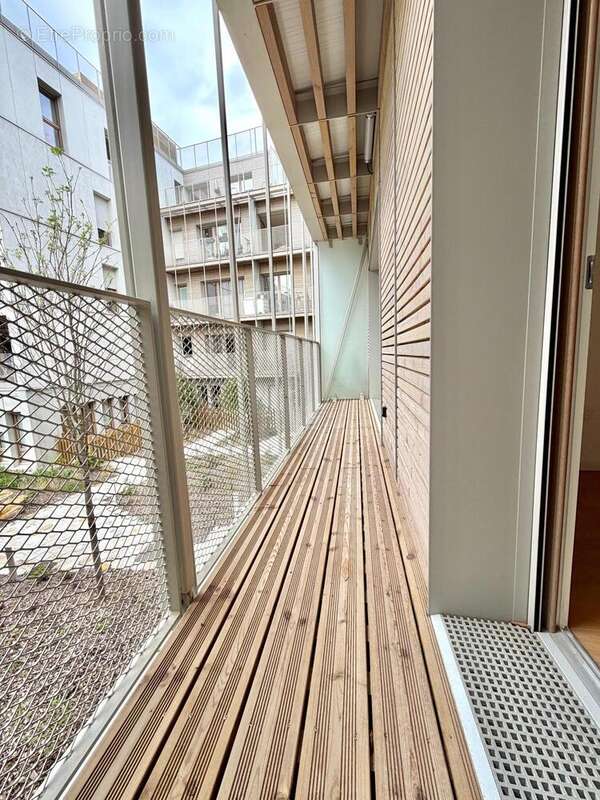 Photo 4 - Appartement à PARIS-20E