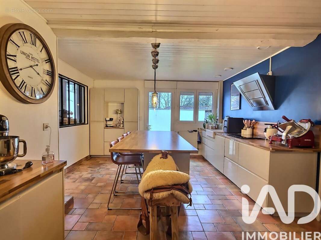 Photo 4 - Maison à SALLES