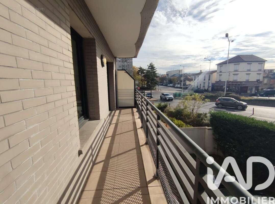 Photo 8 - Appartement à NANTERRE