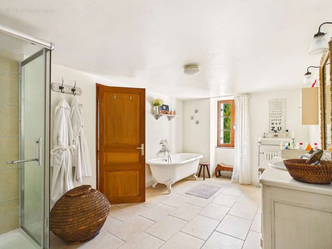 Maison à BOUTEILLES-SAINT-SEBASTIEN