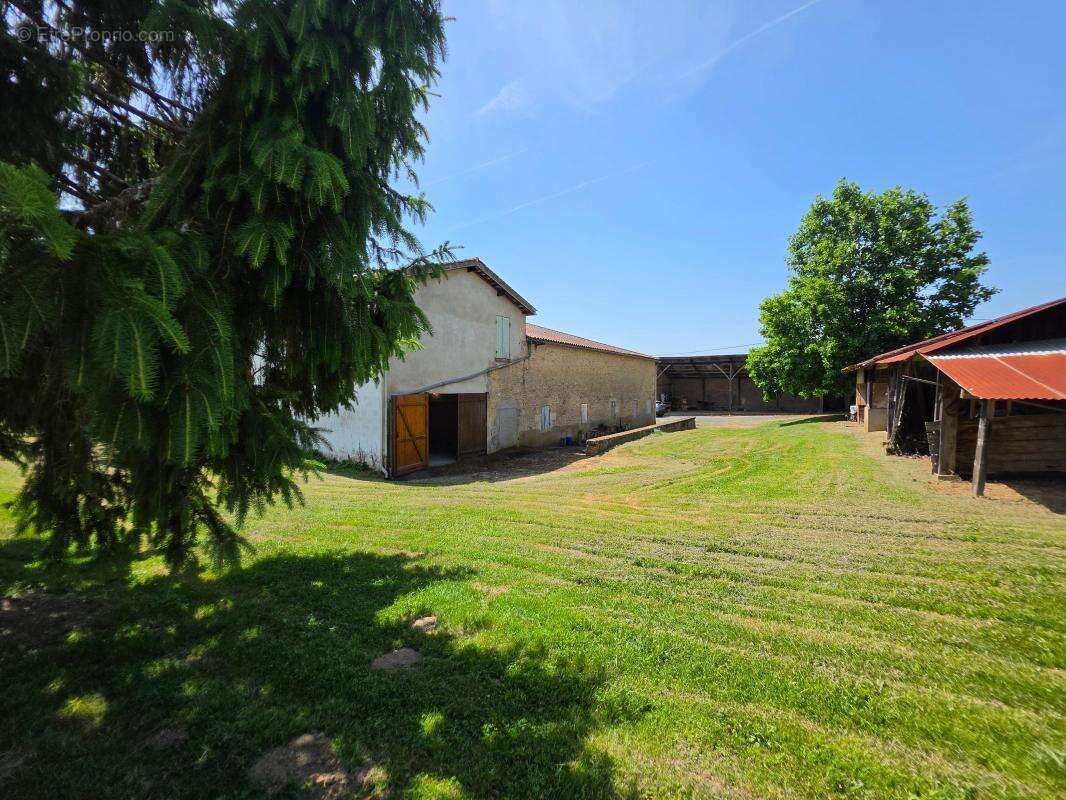 Maison familiale 190 m² – 6 chambres – dépendance 150 m² – terrain 3000 m² - photo 19