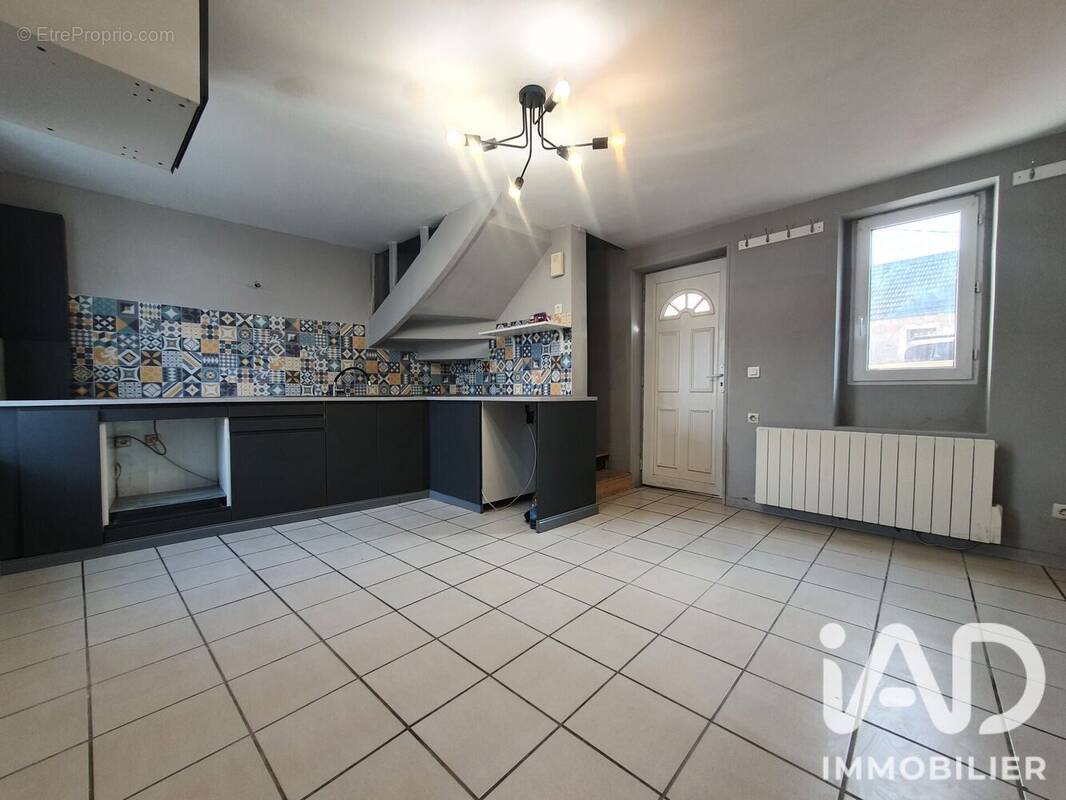 Photo 1 - Maison à SAACY-SUR-MARNE
