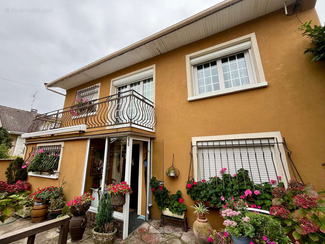 Maison à VILLEPINTE