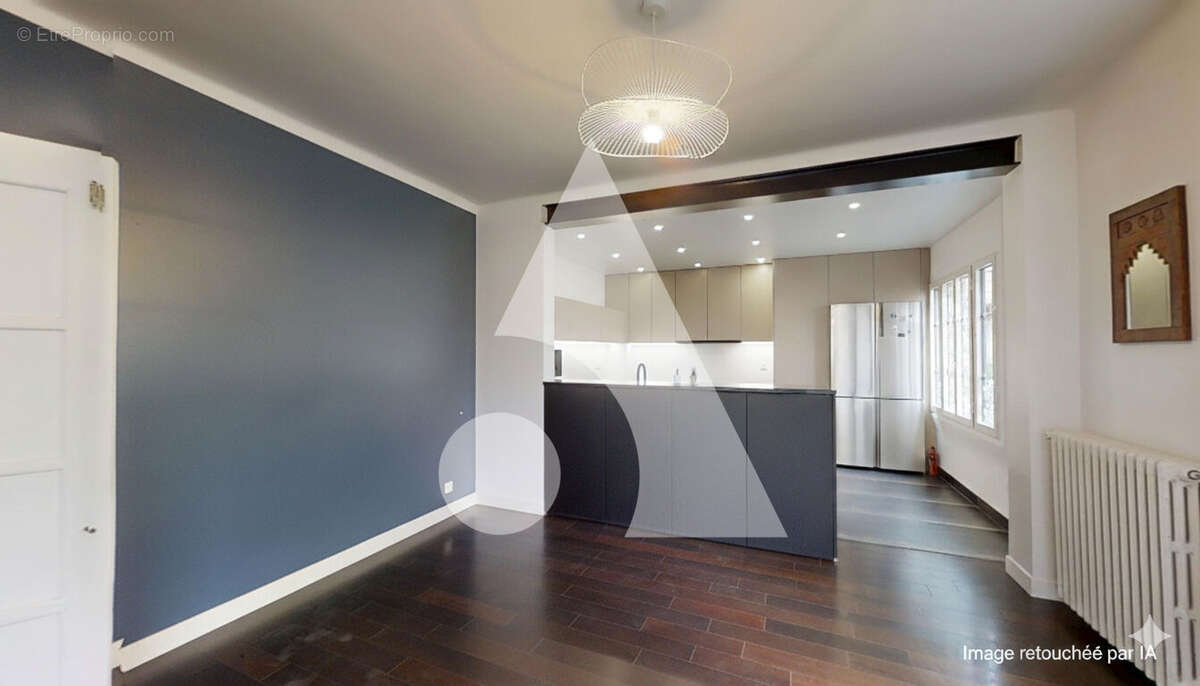 Appartement à LA GARENNE-COLOMBES