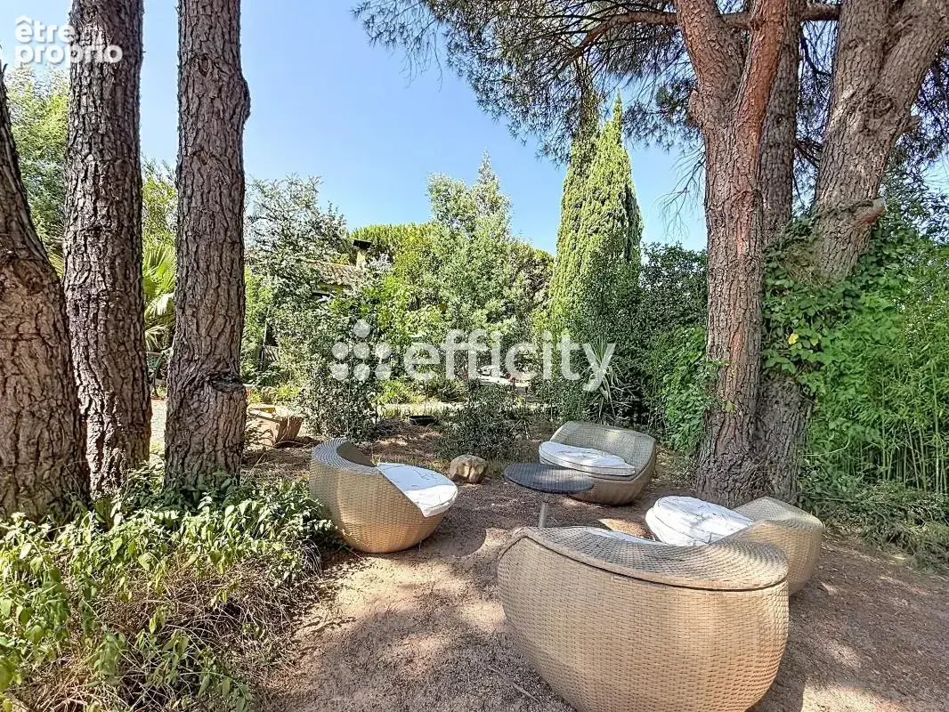Maison 160 m² à Frejus  - photo 2
