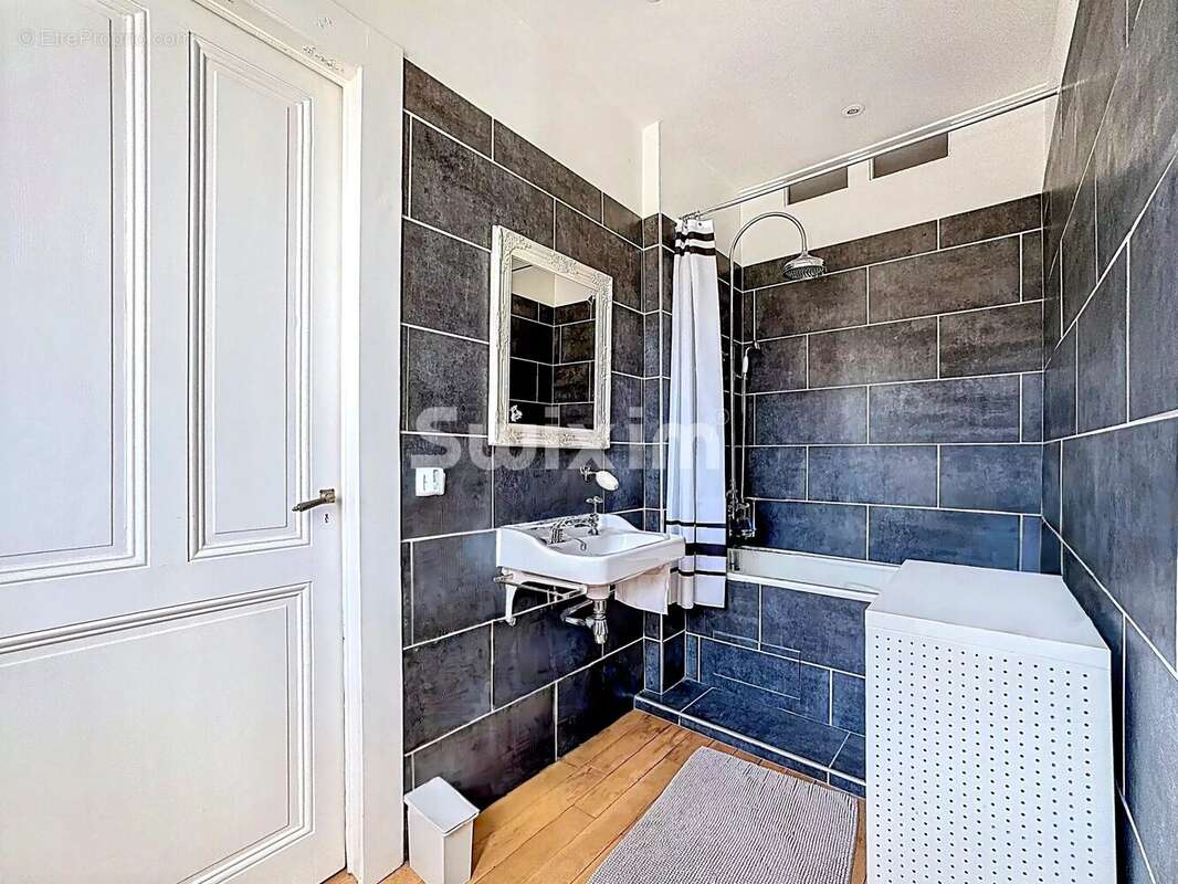 Appartement à EVIAN-LES-BAINS