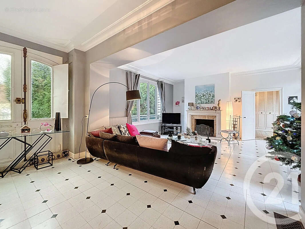 Maison à VILLIERS-SUR-SEINE