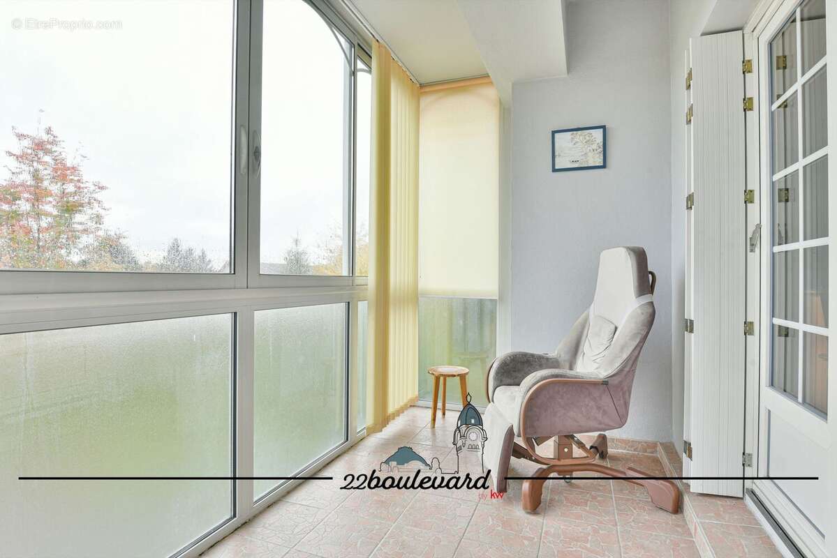 Maison à SAINT-YRIEIX-LA-PERCHE