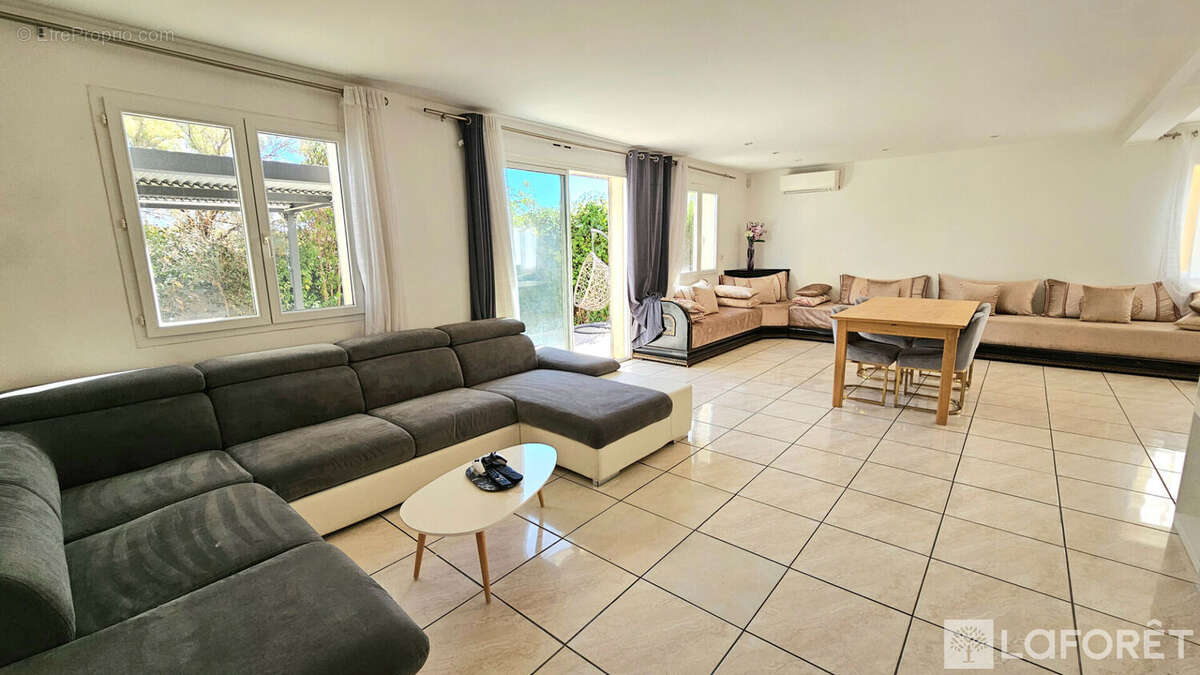 Maison à FRONTIGNAN