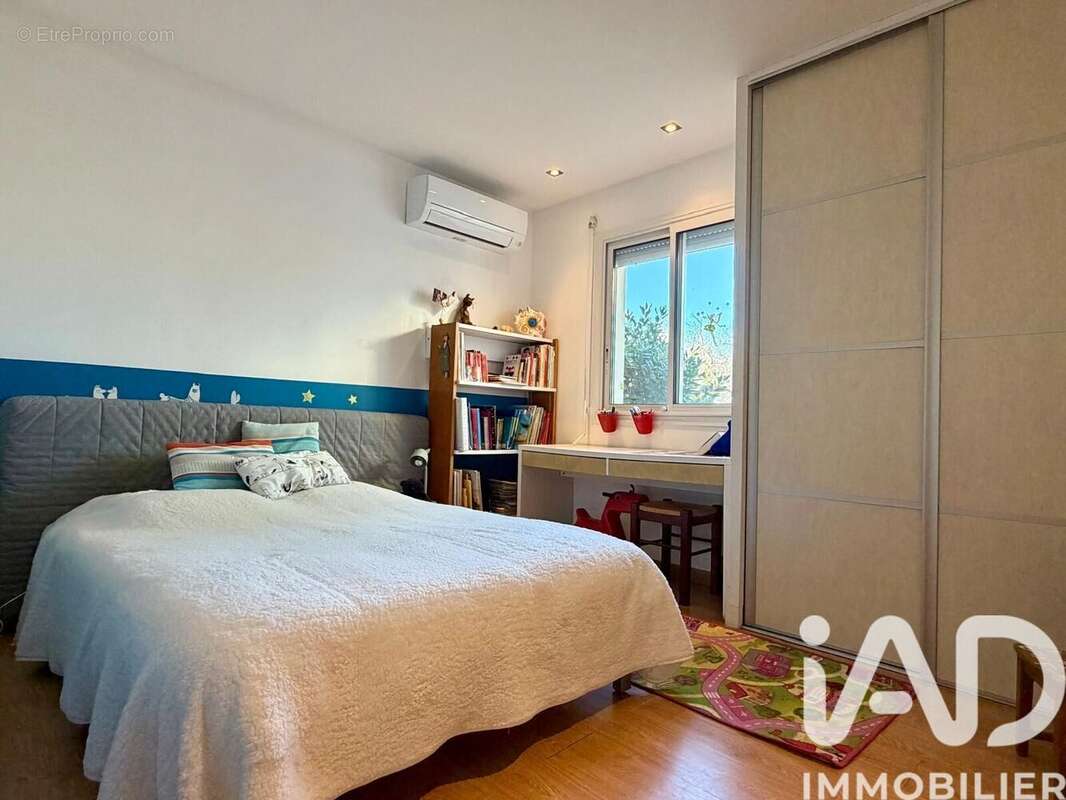 Maison 164 m² à Charols  - photo 7