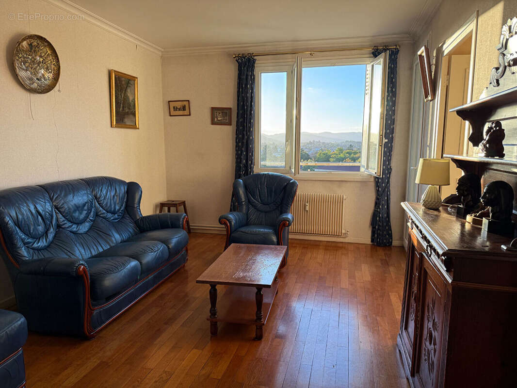 Appartement à BELLEVILLE