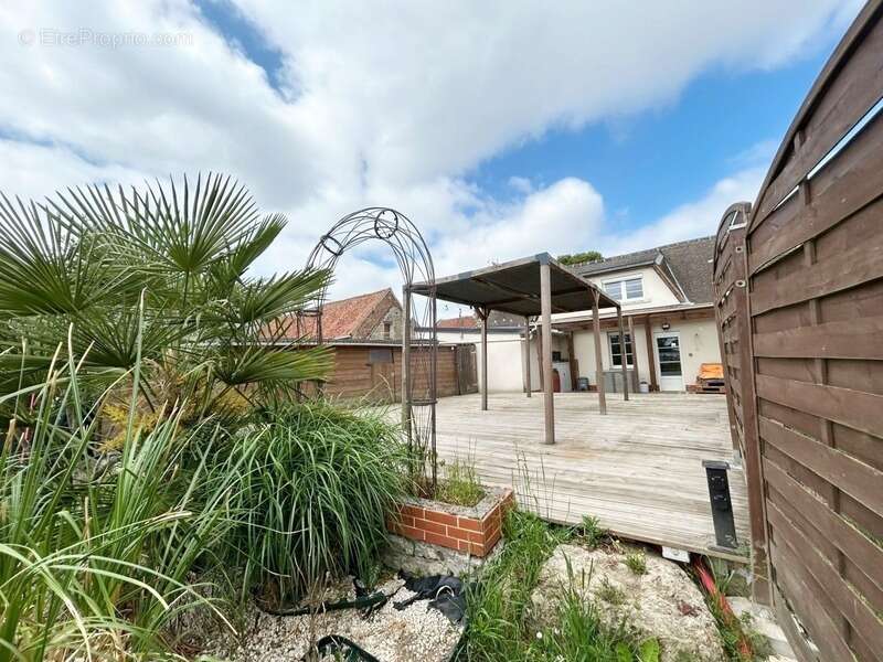 Maison à CRESSONSACQ