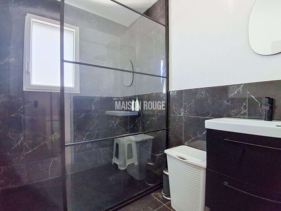 Une maison contemporaine d'exception, entre confort, élégance et sérénité - 2023 - Coup de coeur assuré - PLOUFRAGAN - photo 9