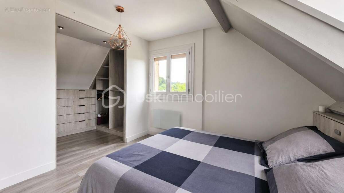 Maison familiale de 160 m² avec sous-sol total - photo 11