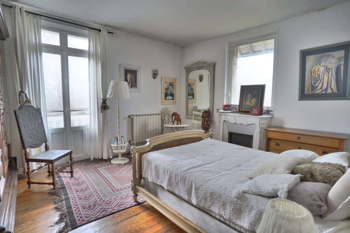 Maison à BOURRON-MARLOTTE