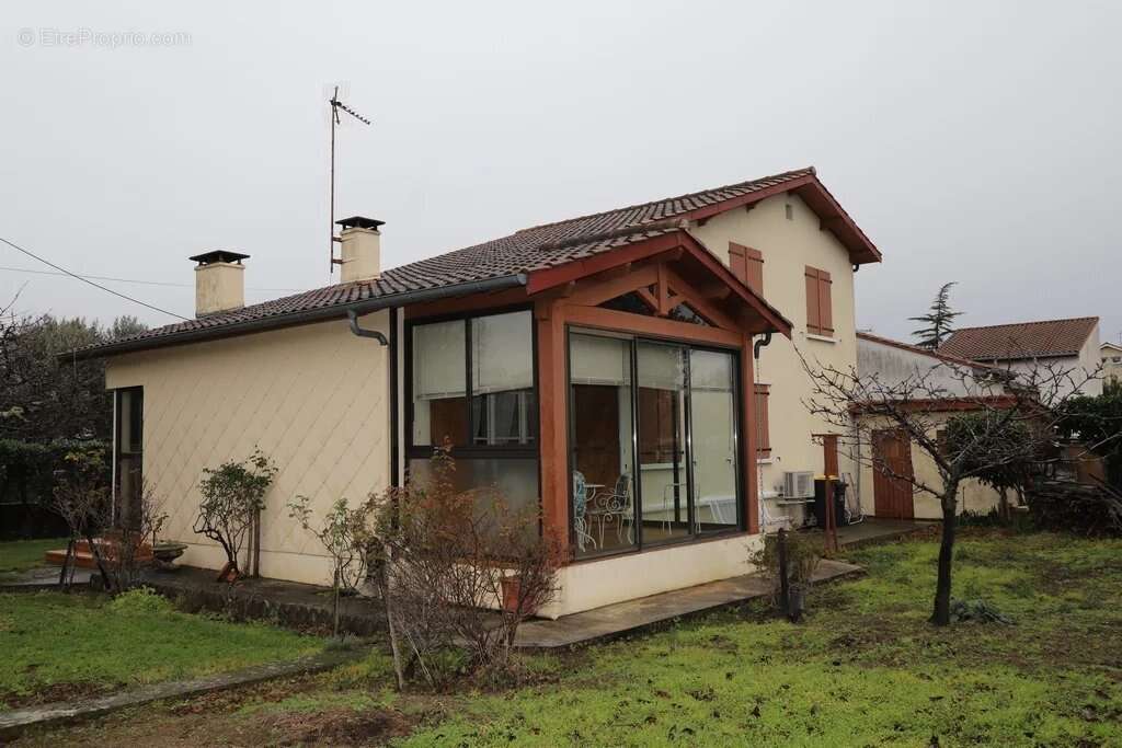 Maison à SAINT-JEAN-DU-FALGA