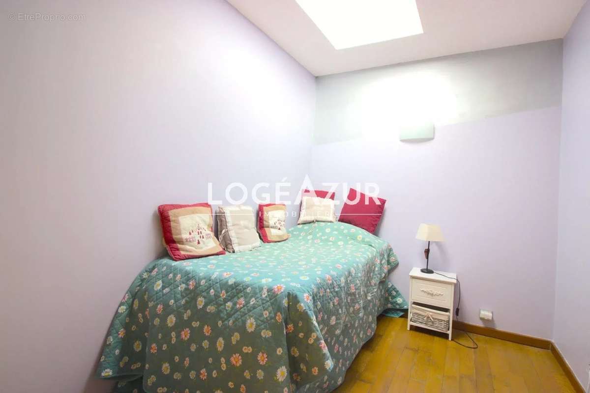 Appartement à VALLAURIS