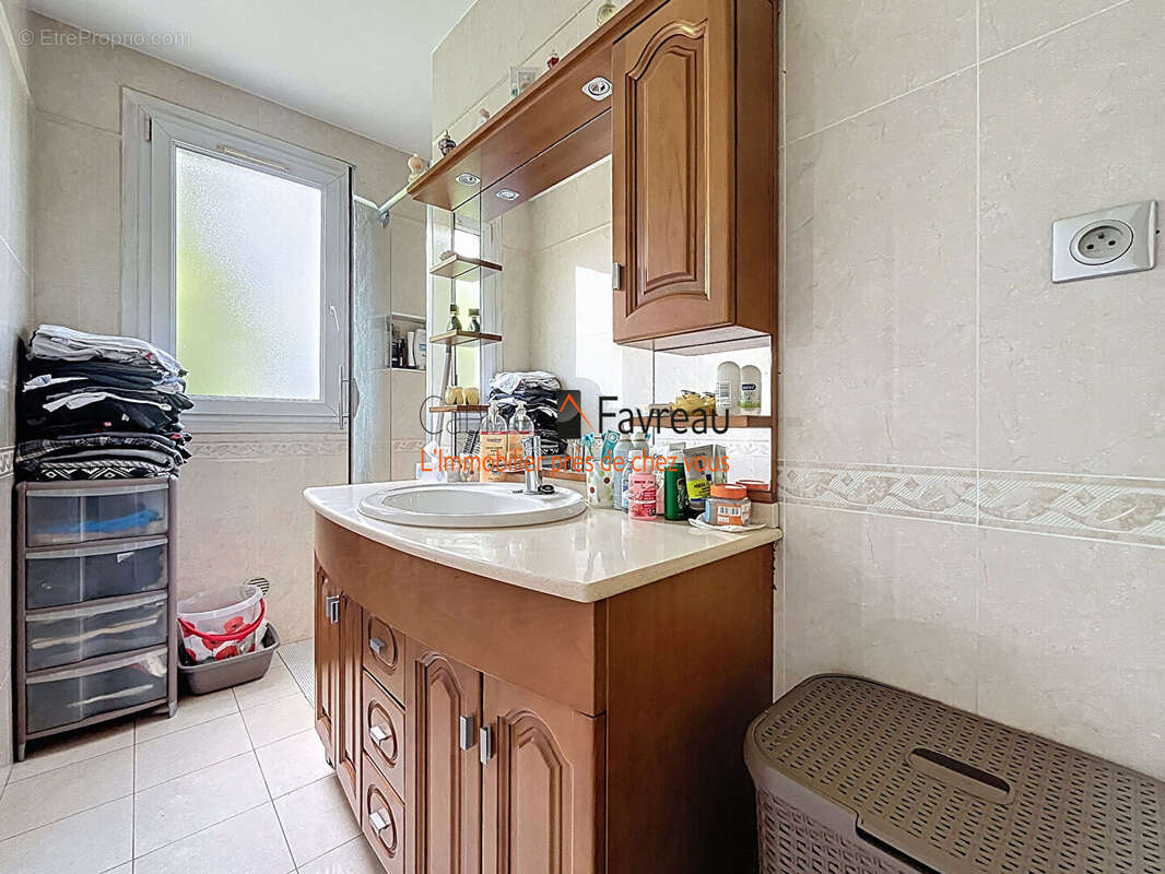 Appartement à THIAIS