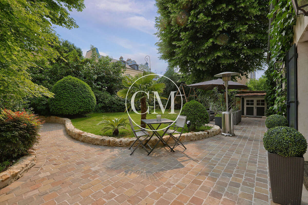 Maison à VERSAILLES