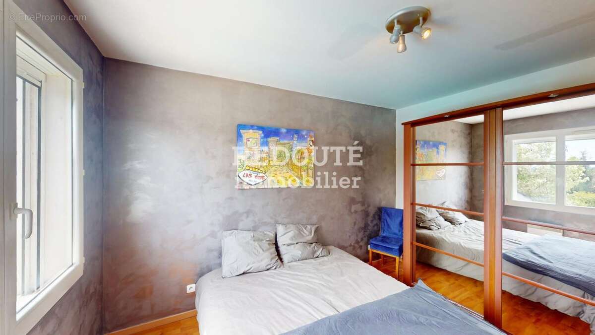 A vendre saint-thierry maison f7 avec sous-sol & jardin clos - photo 13