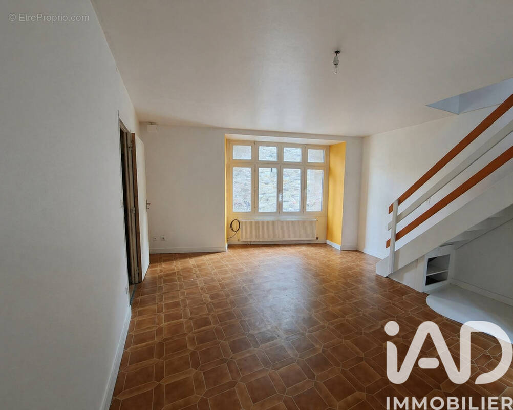 Photo 1 - Maison à VITRE