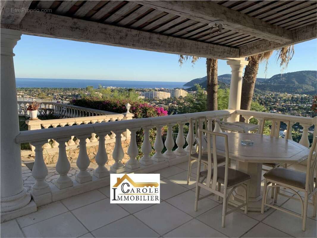 Maison à MANDELIEU-LA-NAPOULE