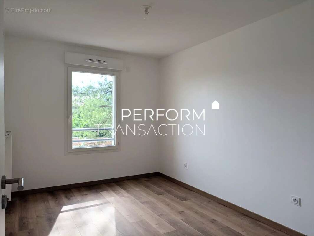 Appartement à ECHIROLLES