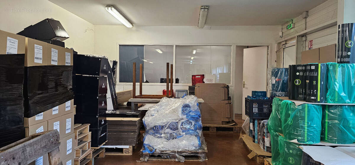 Commerce à PLOMELIN