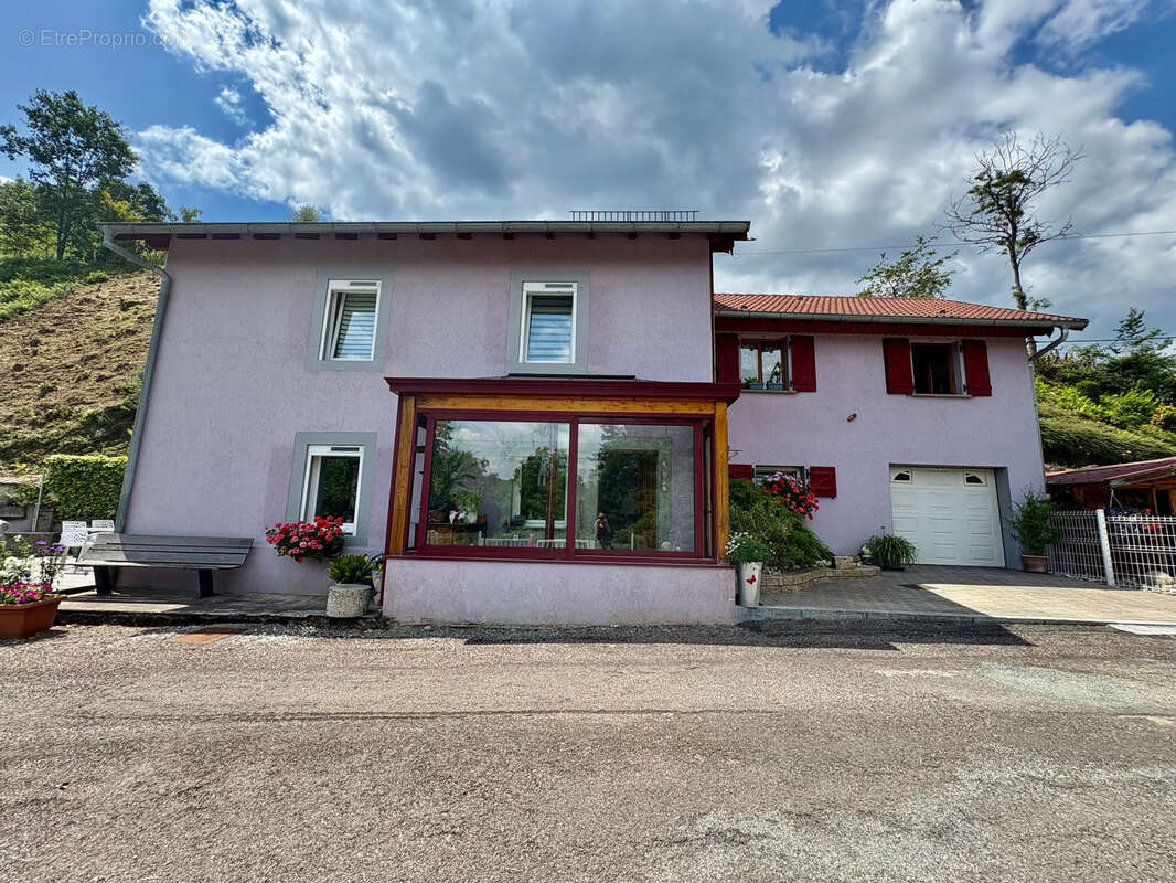 Maison à PLANCHER-BAS