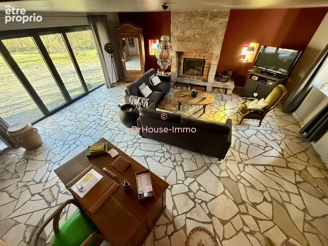 Maison 7 pièces 192 m² à vendre à Saint-Cyprien (19130) - photo 67