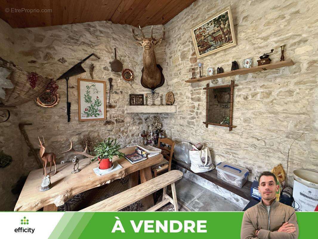 Maison à JOUSSE