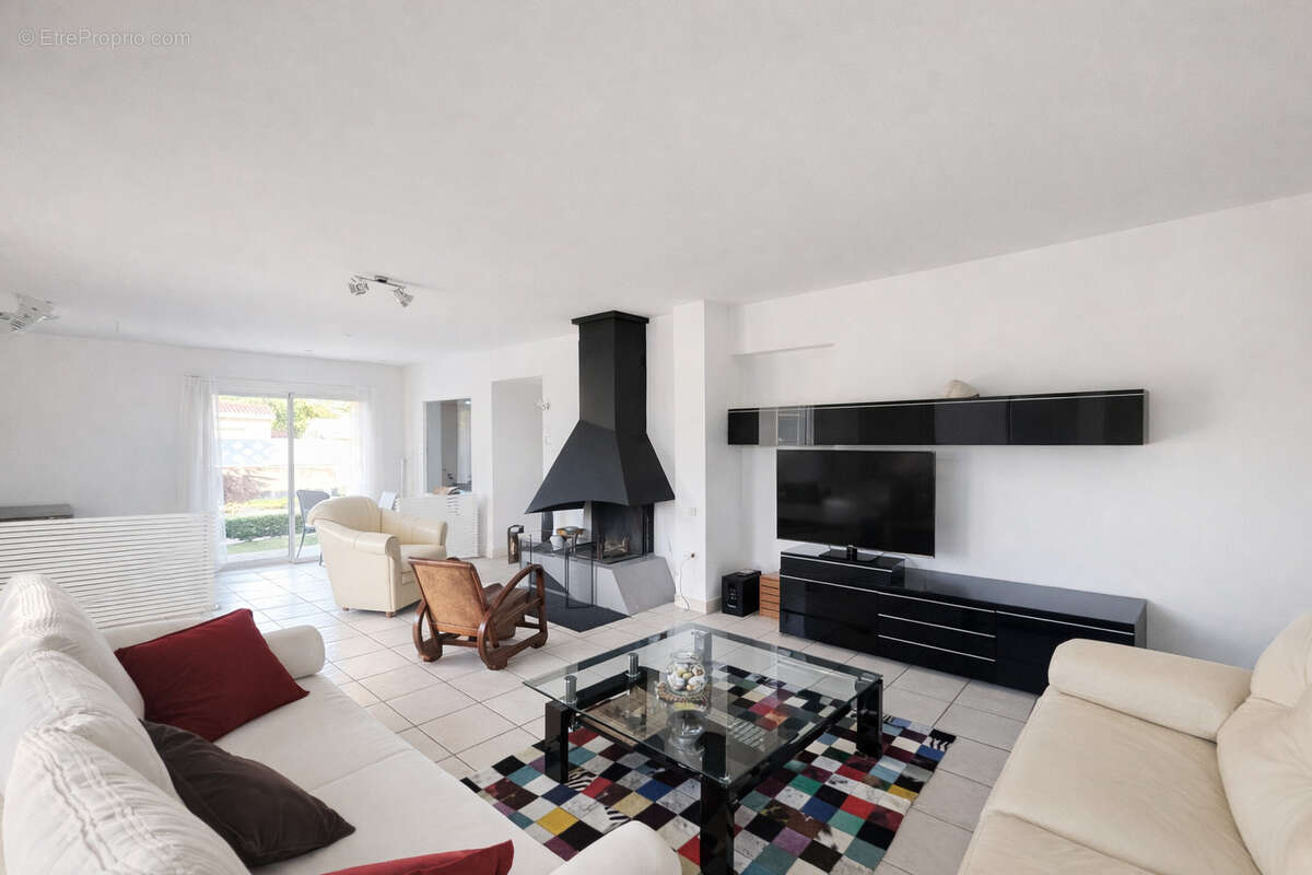 Maison à PORTES-LES-VALENCE